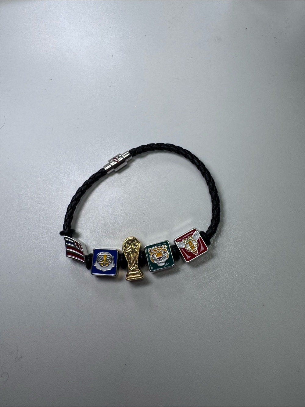 ☀️NEW FIFA World Cup Bank of America Braided Bracelet - Picture 3 of 6